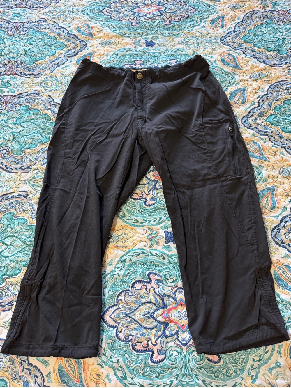Columbia Black Anytime Outdoor Capris Omni-Shield Hidden Drawstring Size 6